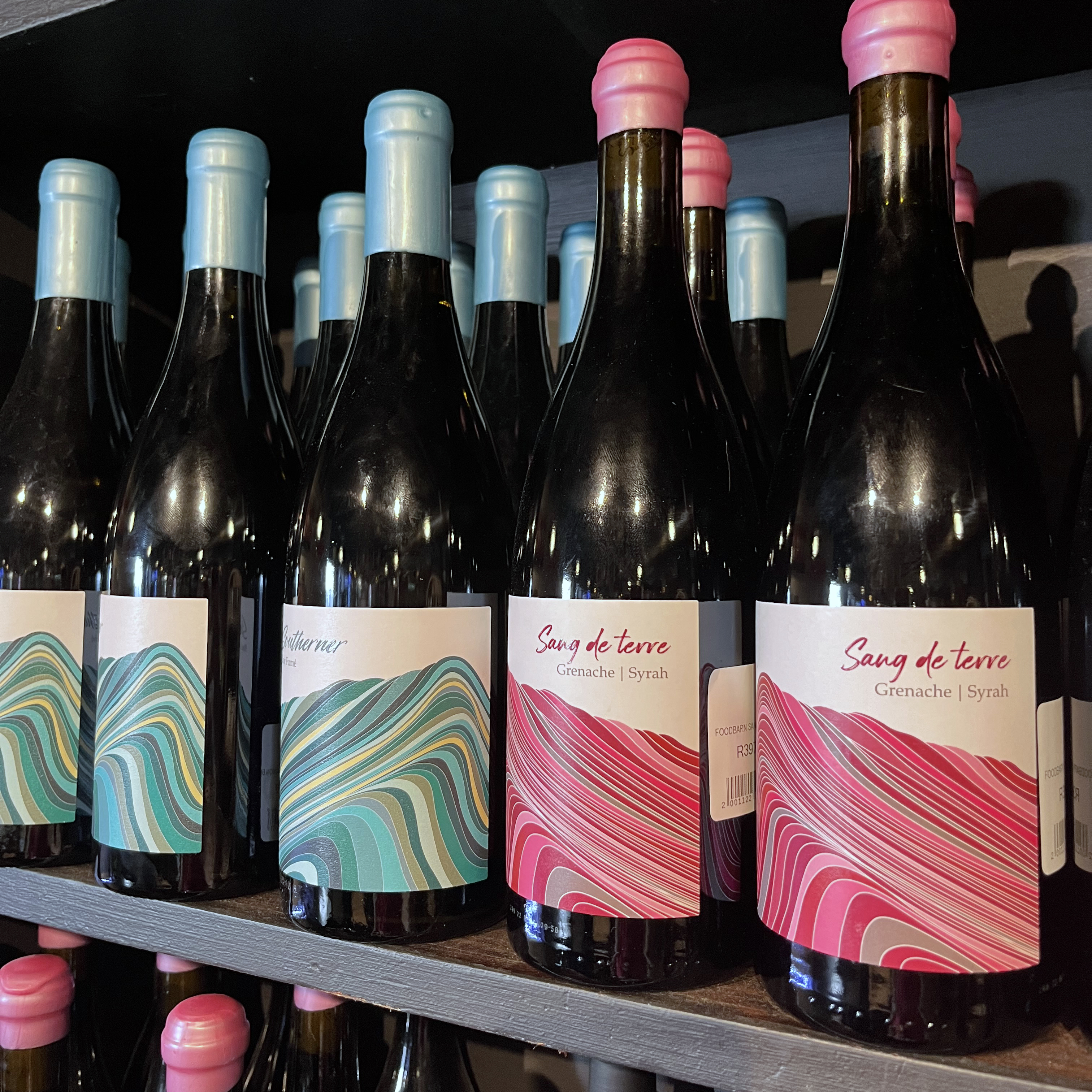 Sang de Terre wine bottles